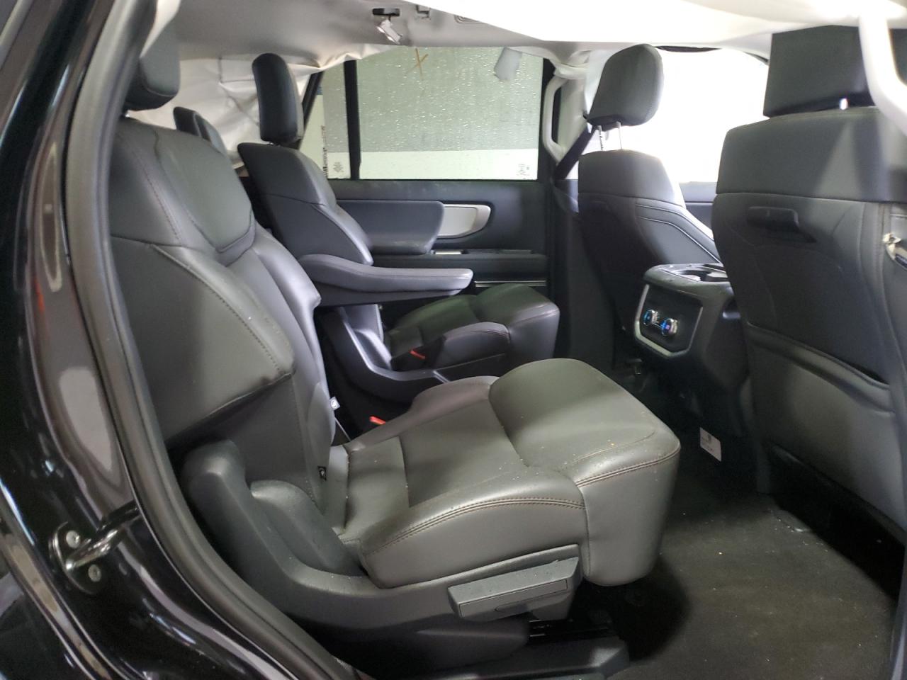 2025 Ford Expedition Active VIN: 1FMJU1J89SEA43921 Lot: 84718055