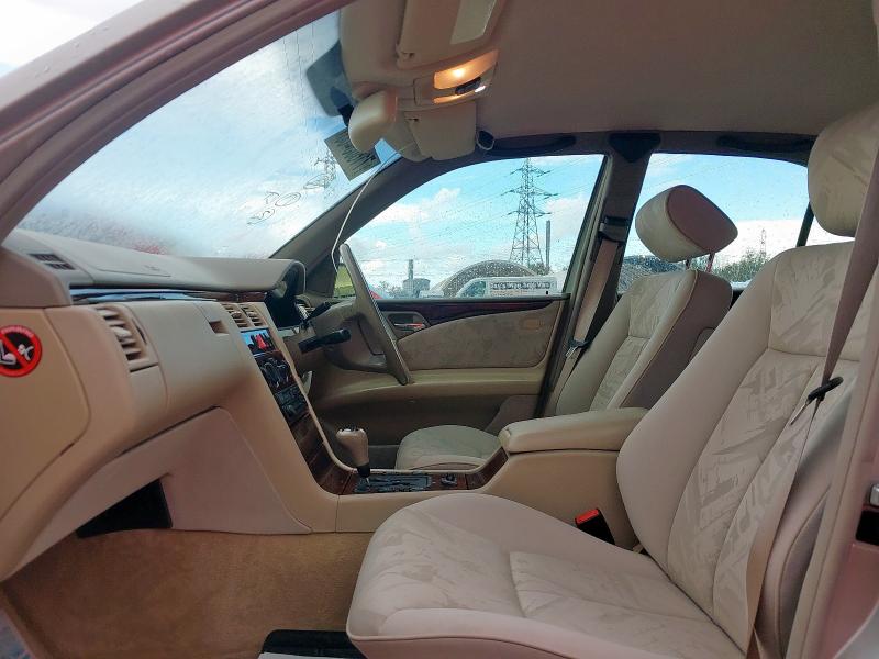 1998 MERCEDES E240 ELEGANCE AUTO 