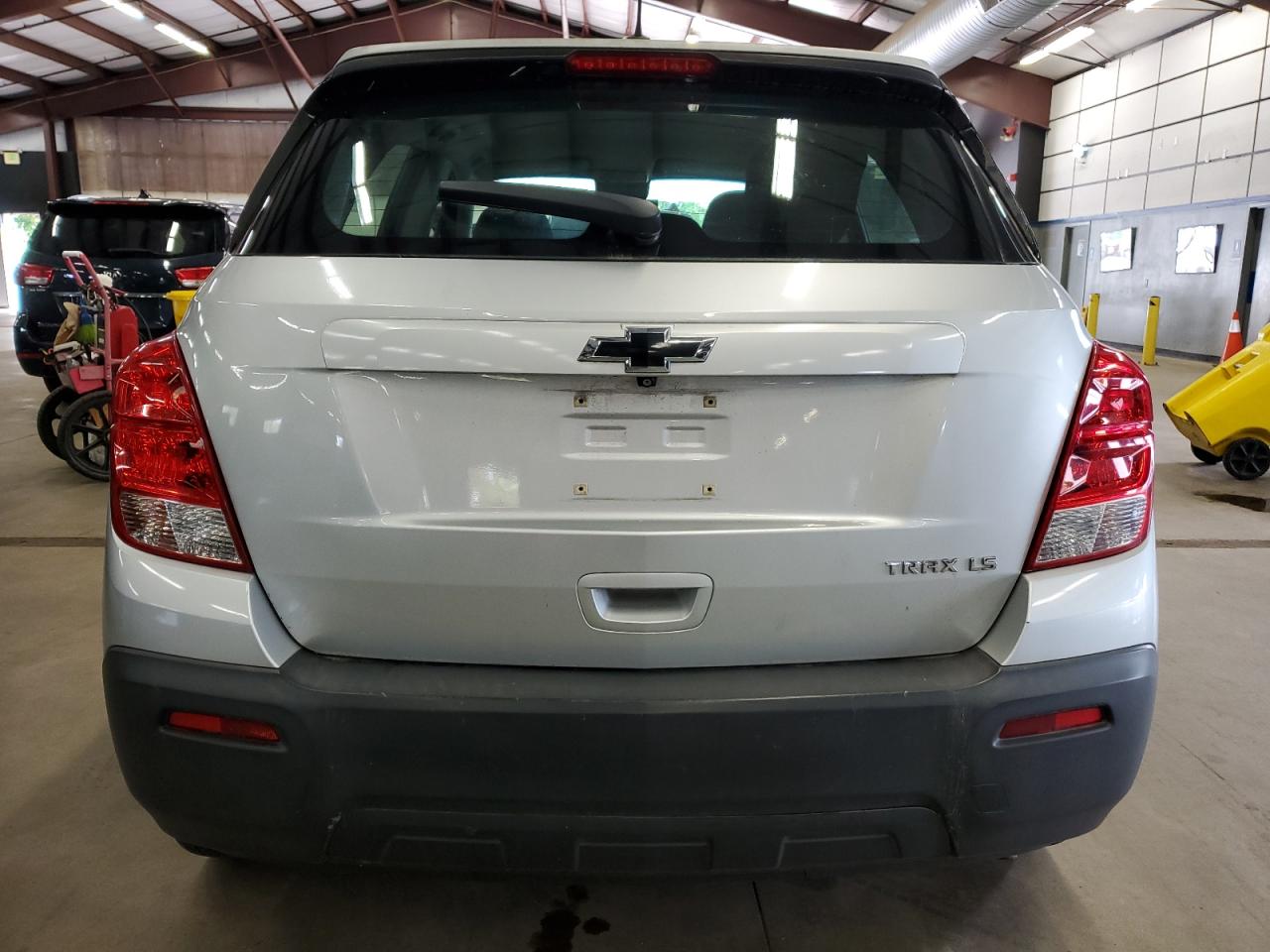 2015 Chevrolet Trax Ls VIN: KL7CJKSB9FB100452 Lot: 84239475