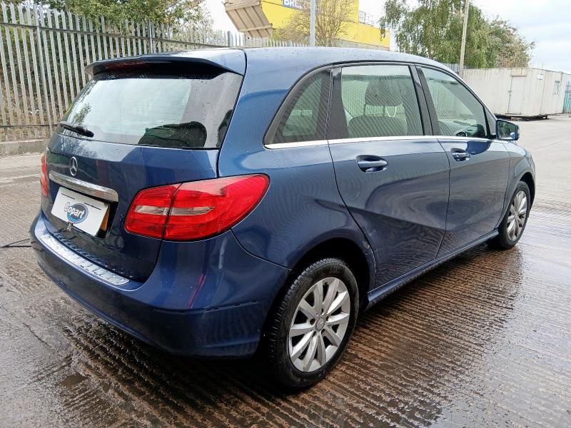 2012 MERCEDES-BENZ B180 BLUEEFFICIENCY SE 