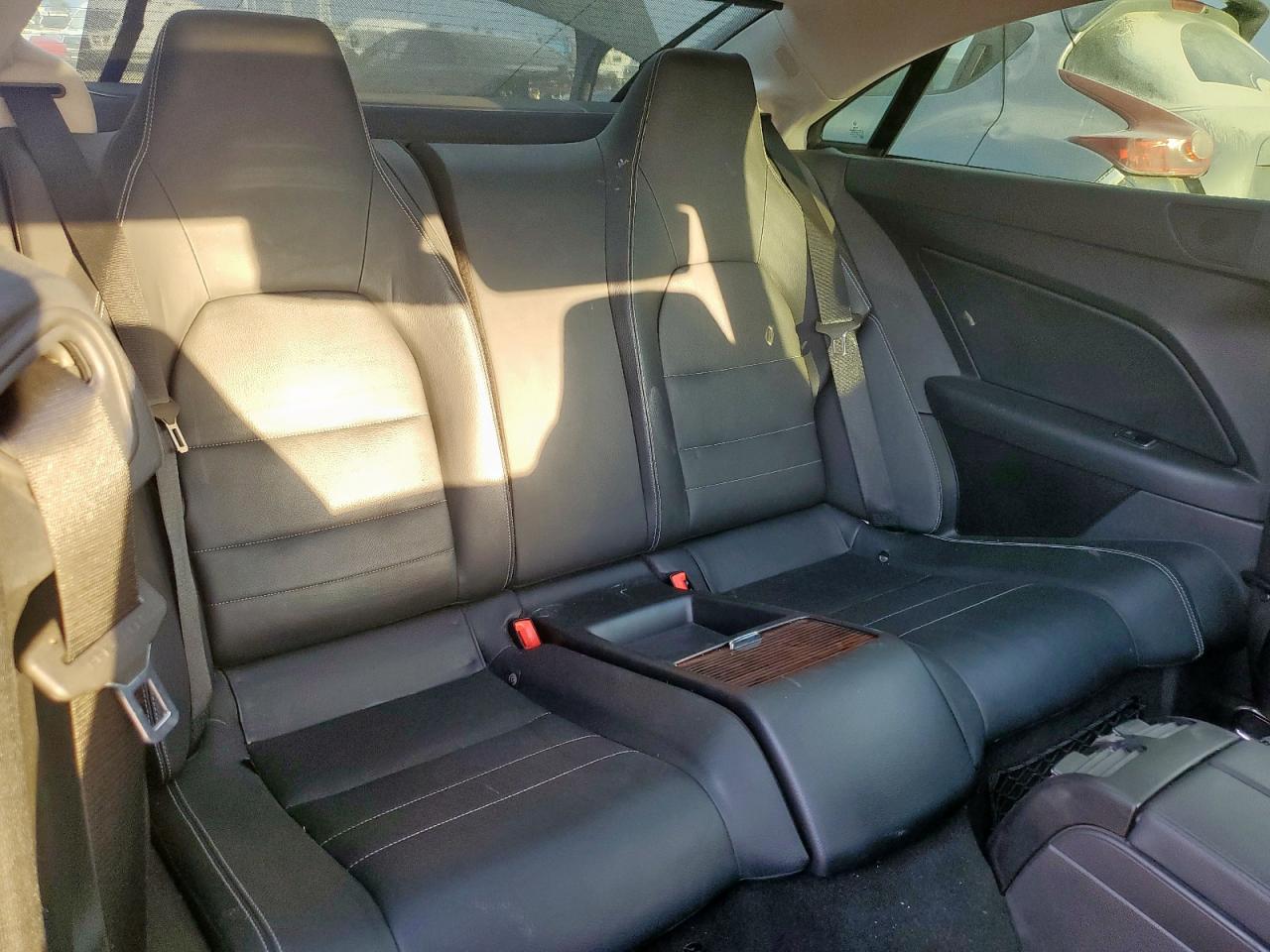 2010 Mercedes-Benz E 550 VIN: WDDKJ7CB8AF016981 Lot: 71729515