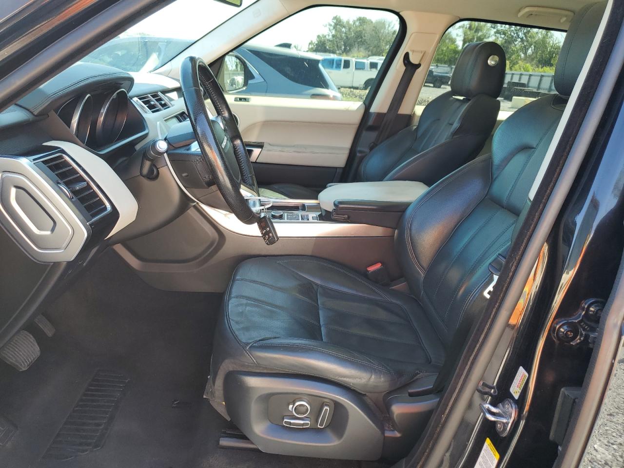 2016 Land Rover Range Rover Sport Hse VIN: SALWR2KF8GA555272 Lot: 81546615