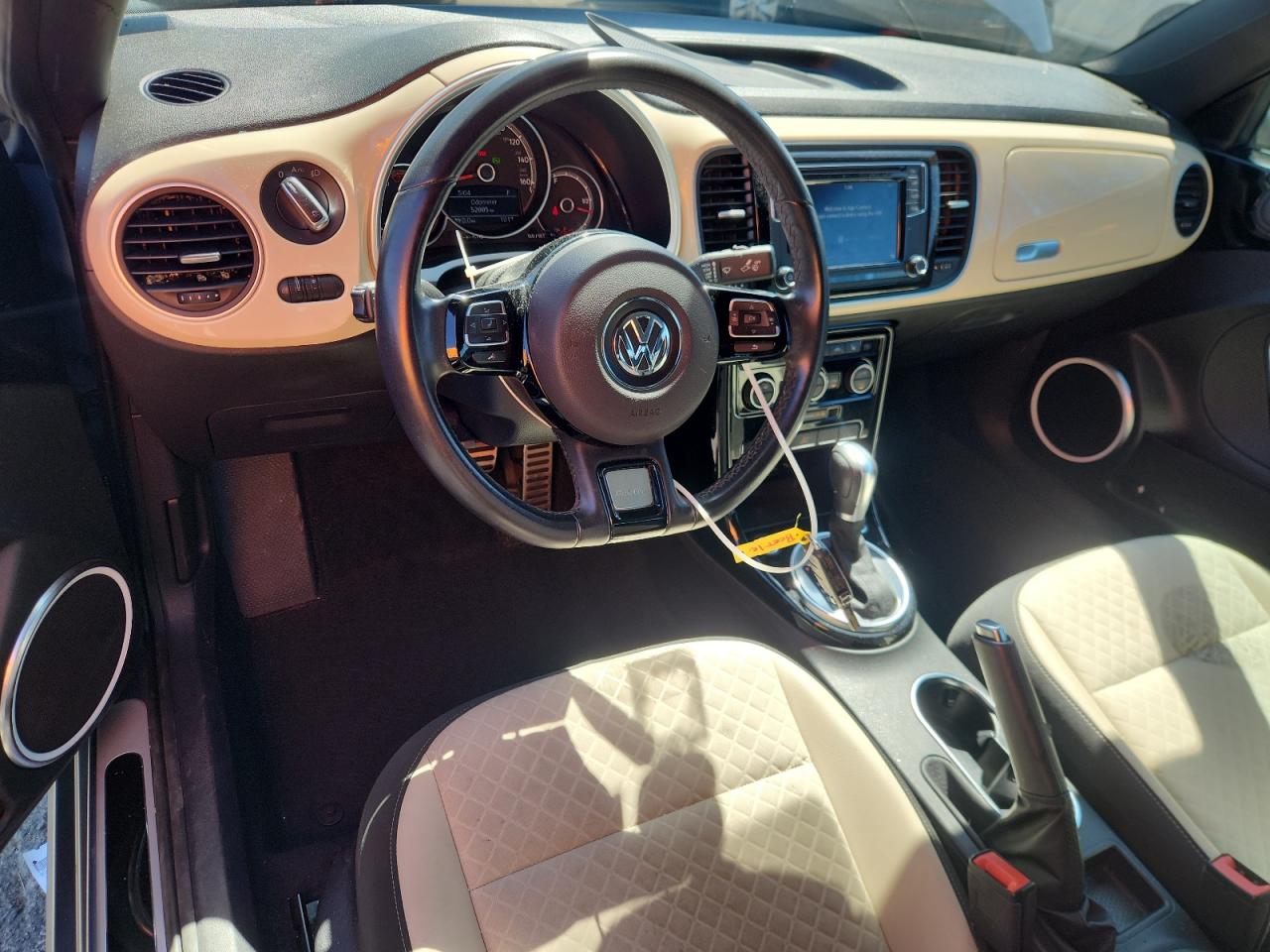 2019 Volkswagen Beetle S VIN: 3VWFD7AT2KM703970 Lot: 71487195