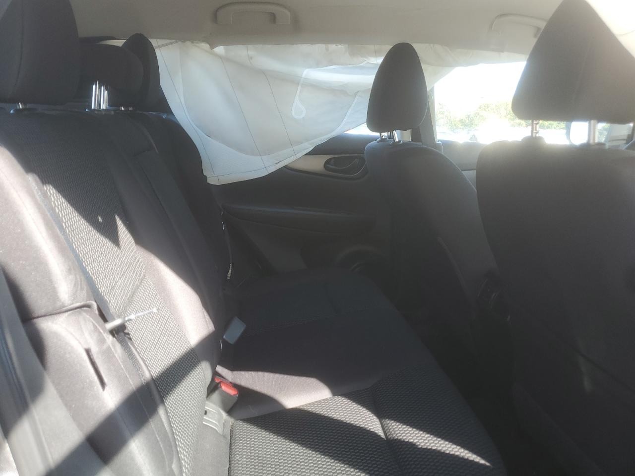 2022 Nissan Rogue Sport S VIN: JN1BJ1AW2NW471217 Lot: 71167245