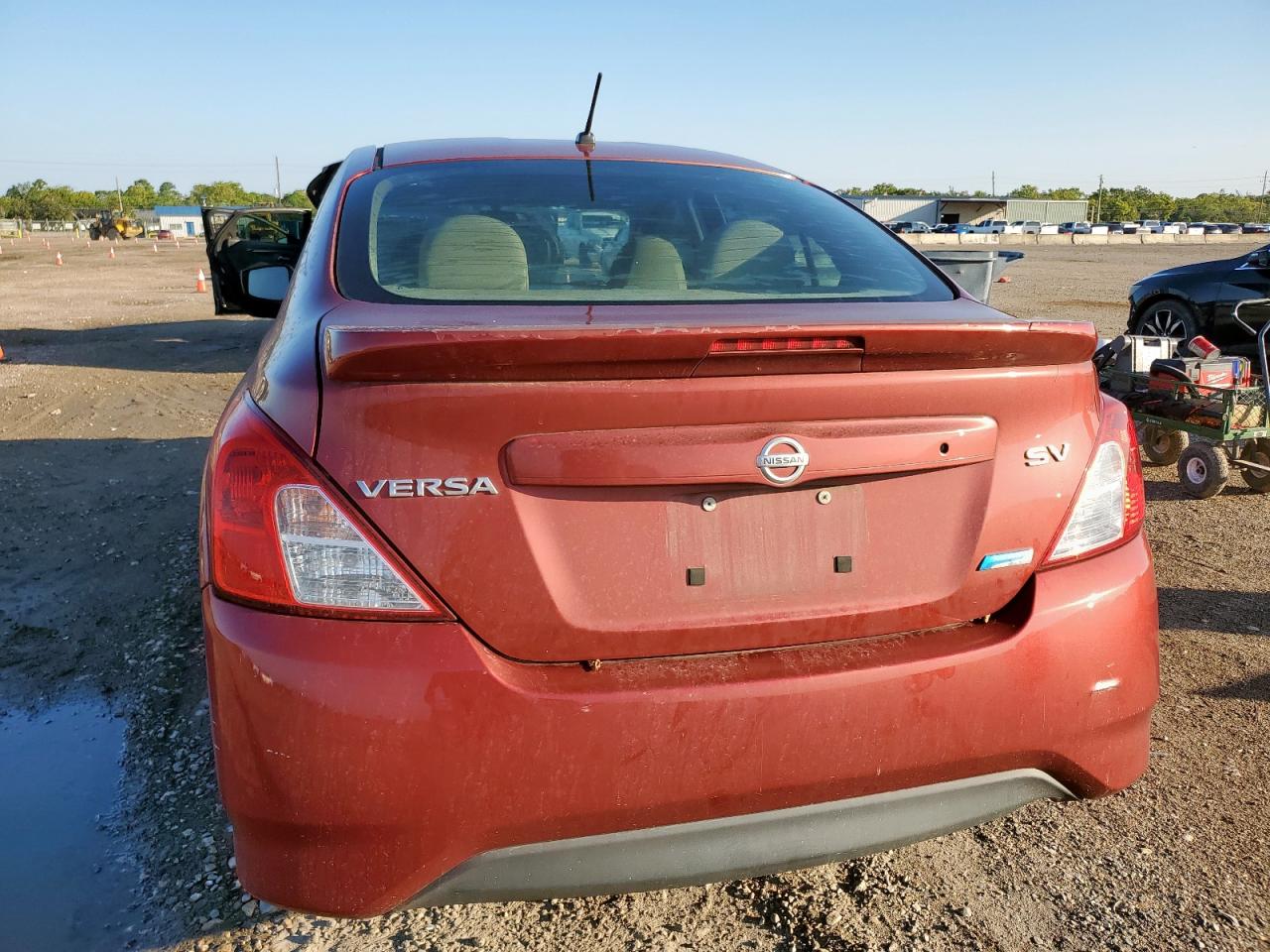 2016 Nissan Versa S VIN: 3N1CN7AP9GL826400 Lot: 71252315