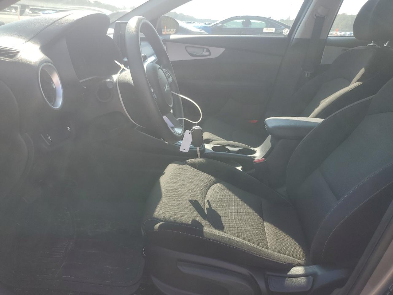 2024 Kia Forte Lx VIN: 3KPF24AD1RE753988 Lot: 80543695