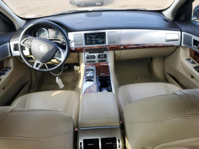  JAGUAR XF 2013 Zielony