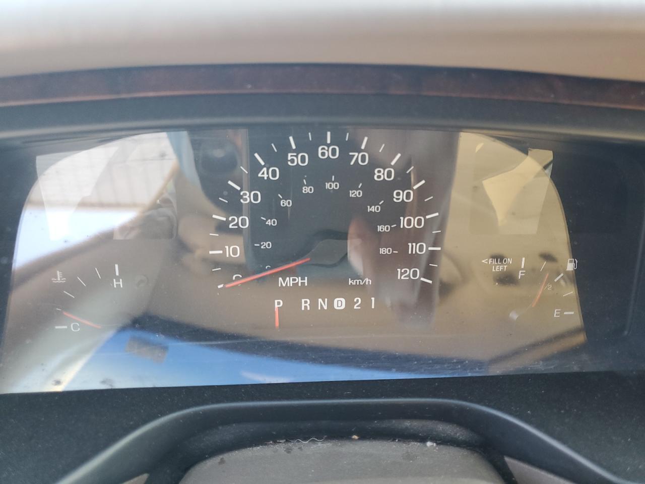 1998 Lincoln Town Car Executive VIN: 1LNFM81W6WY645256 Lot: 81602195