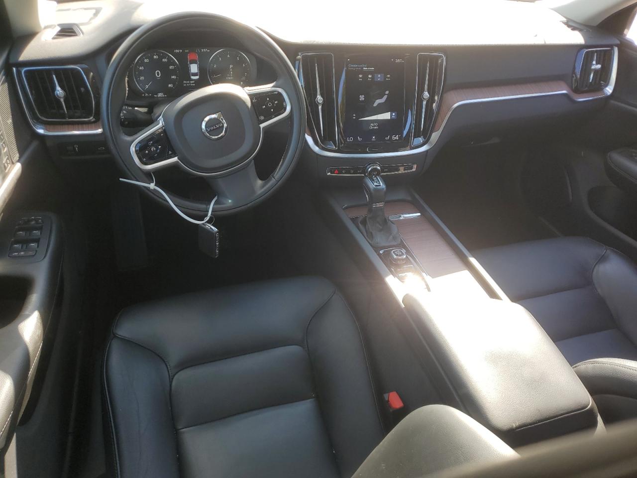 2019 Volvo S60 T5 Momentum VIN: 7JR102FK3KG009926 Lot: 81003675