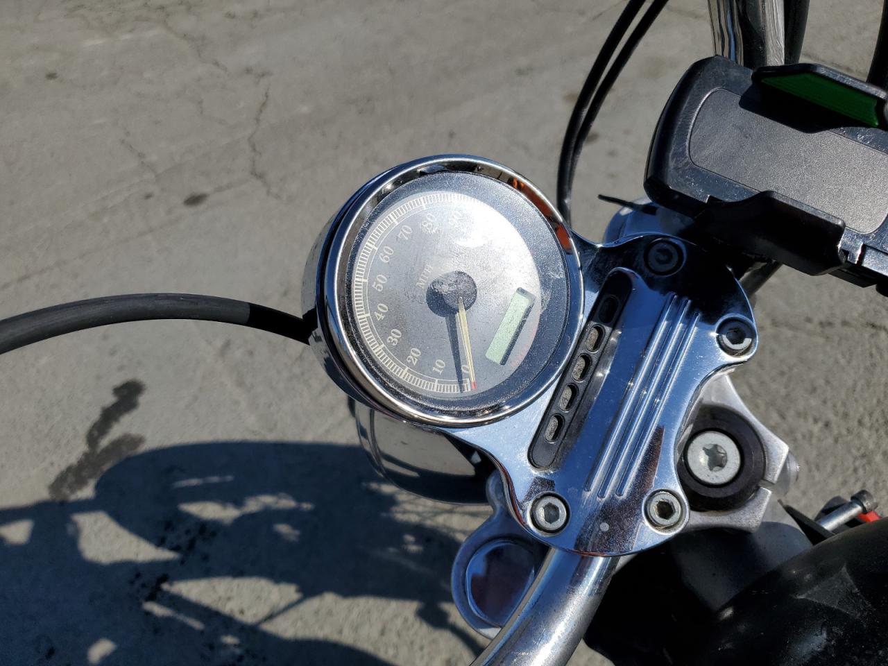 2013 Harley-Davidson Xl1200 V VIN: 1HD1LF330DC424155 Lot: 84461575