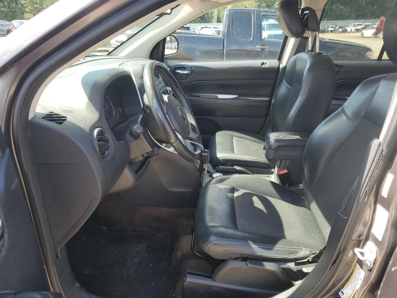 2016 Jeep Compass Latitude VIN: 1C4NJCEB4GD664481 Lot: 84279095