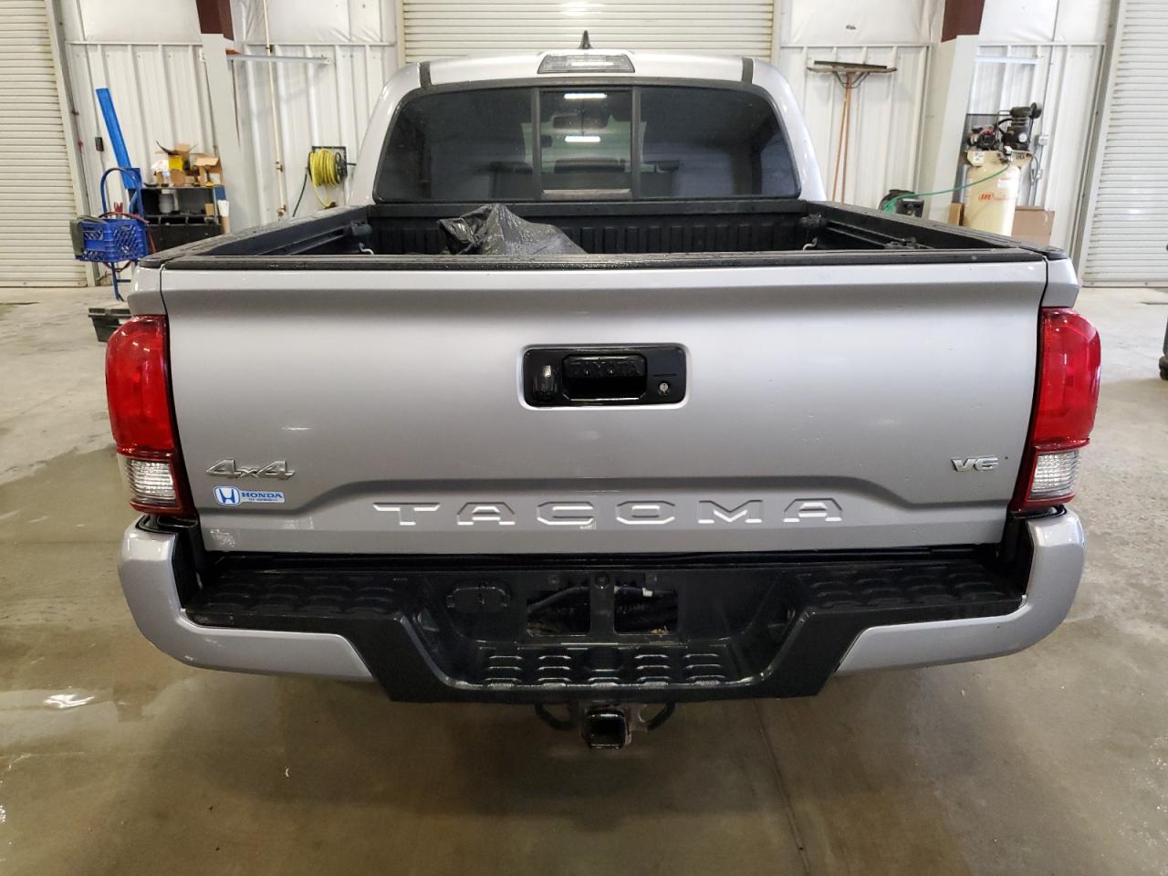 2018 Toyota Tacoma Double Cab VIN: 3TMCZ5AN8JM174097 Lot: 81470925