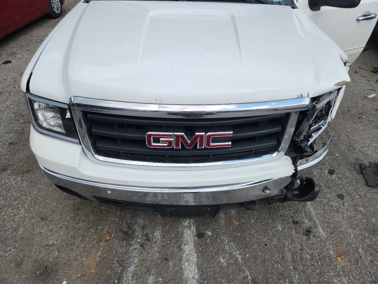 2008 GMC Sierra C1500 VIN: 3GTEC13068G252082 Lot: 81745505