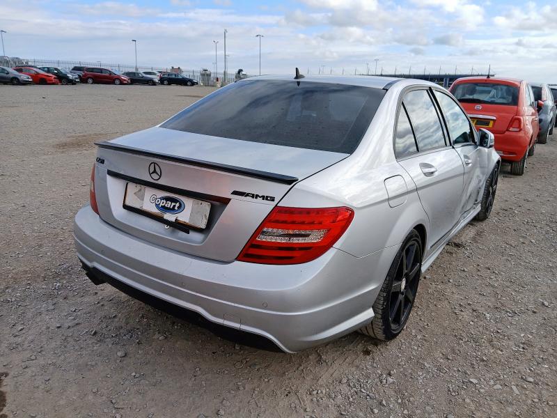 2011 MERCEDES-BENZ  