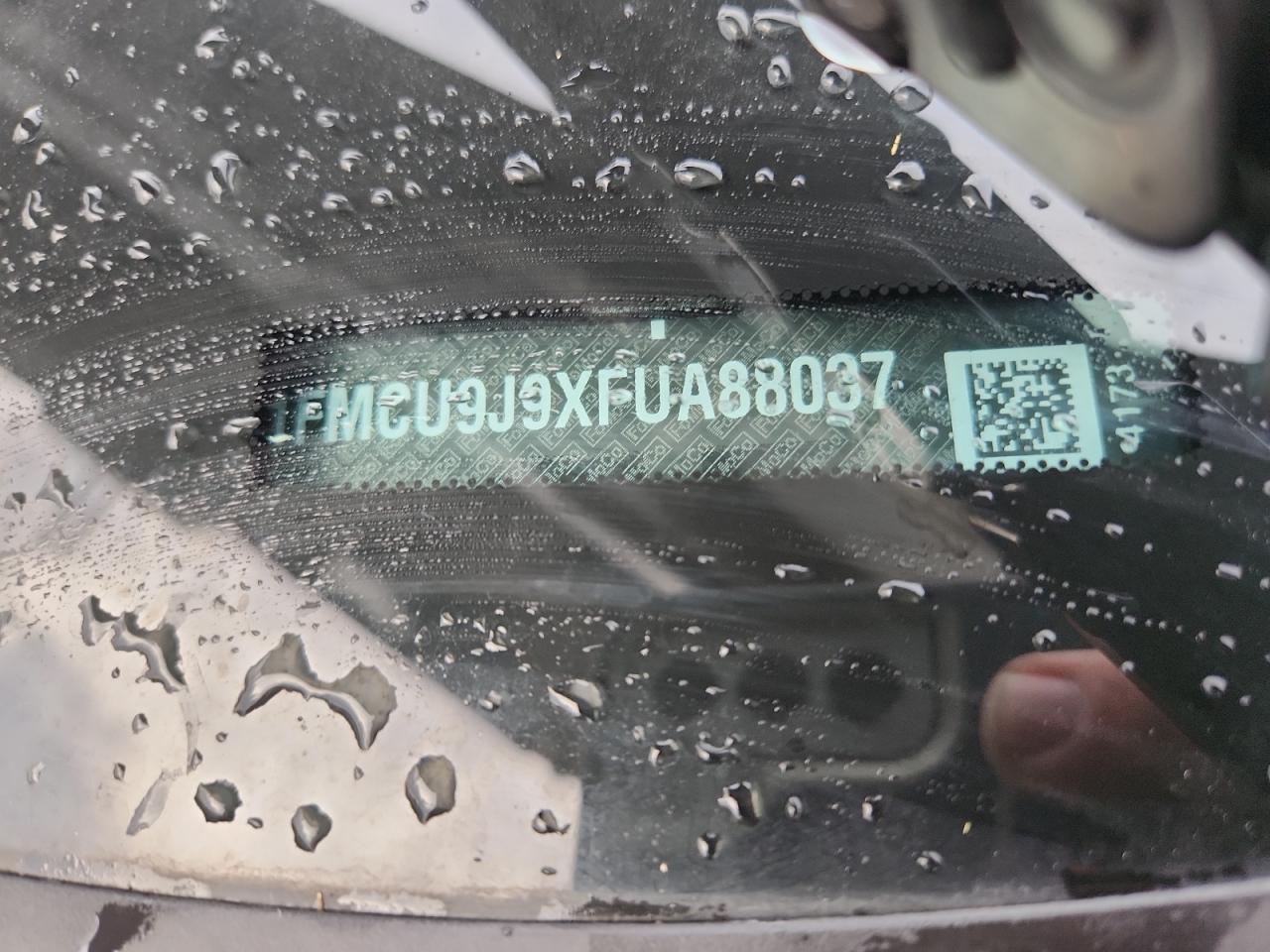 2015 Ford Escape Titanium VIN: 1FMCU9J9XFUA88037 Lot: 81329605