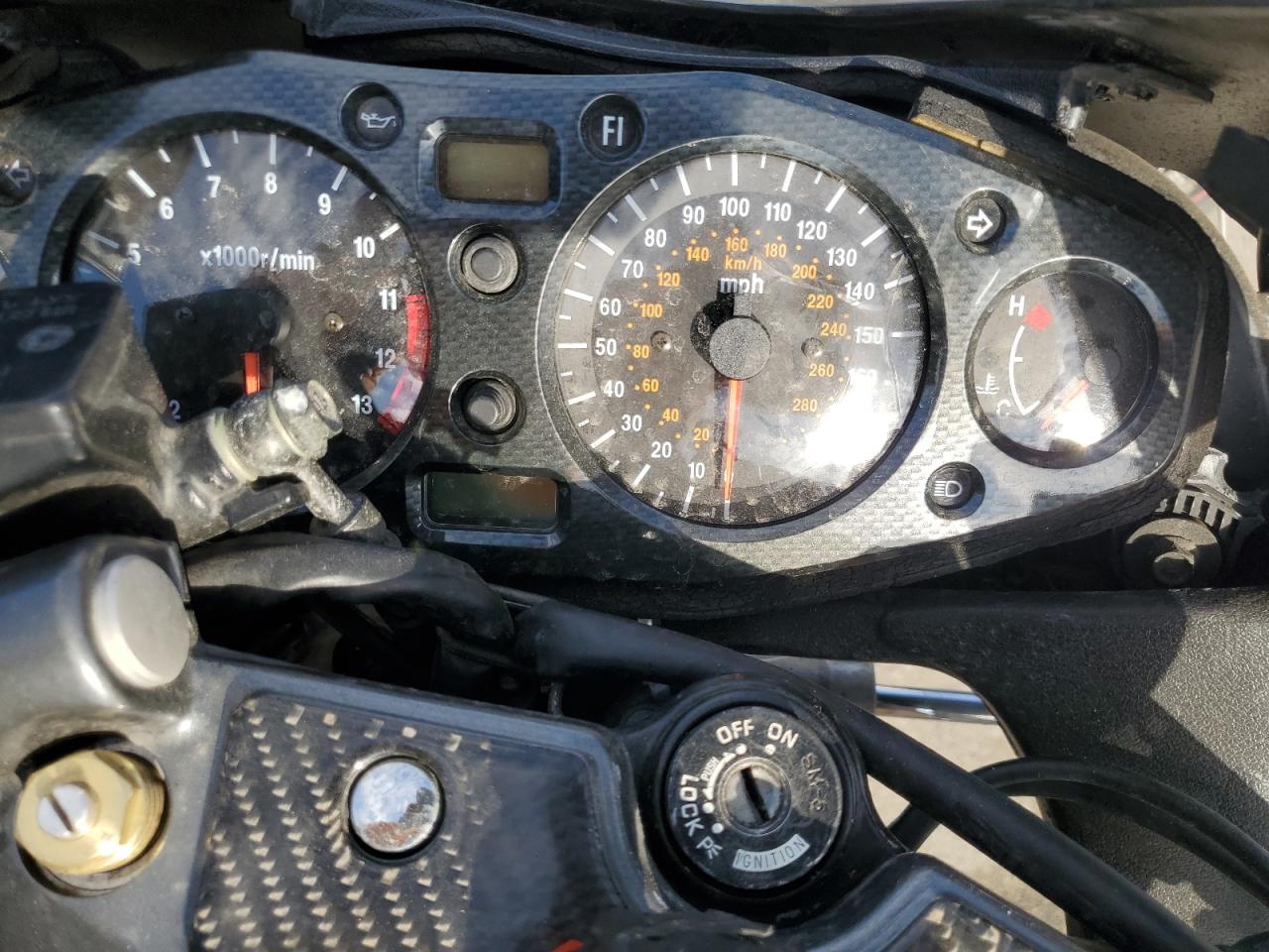 2005 Suzuki Gsx1300 Rk5 VIN: JS1GW71A652101157 Lot: 82166855