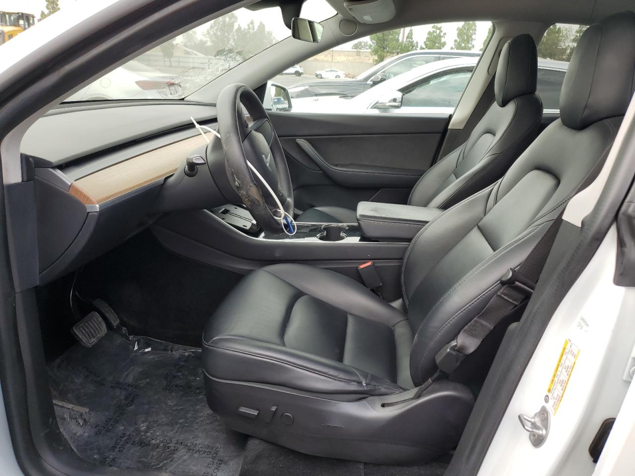 2020 Tesla Model Y VIN: 5YJYGDEE4LF017318 Lot: 71680485