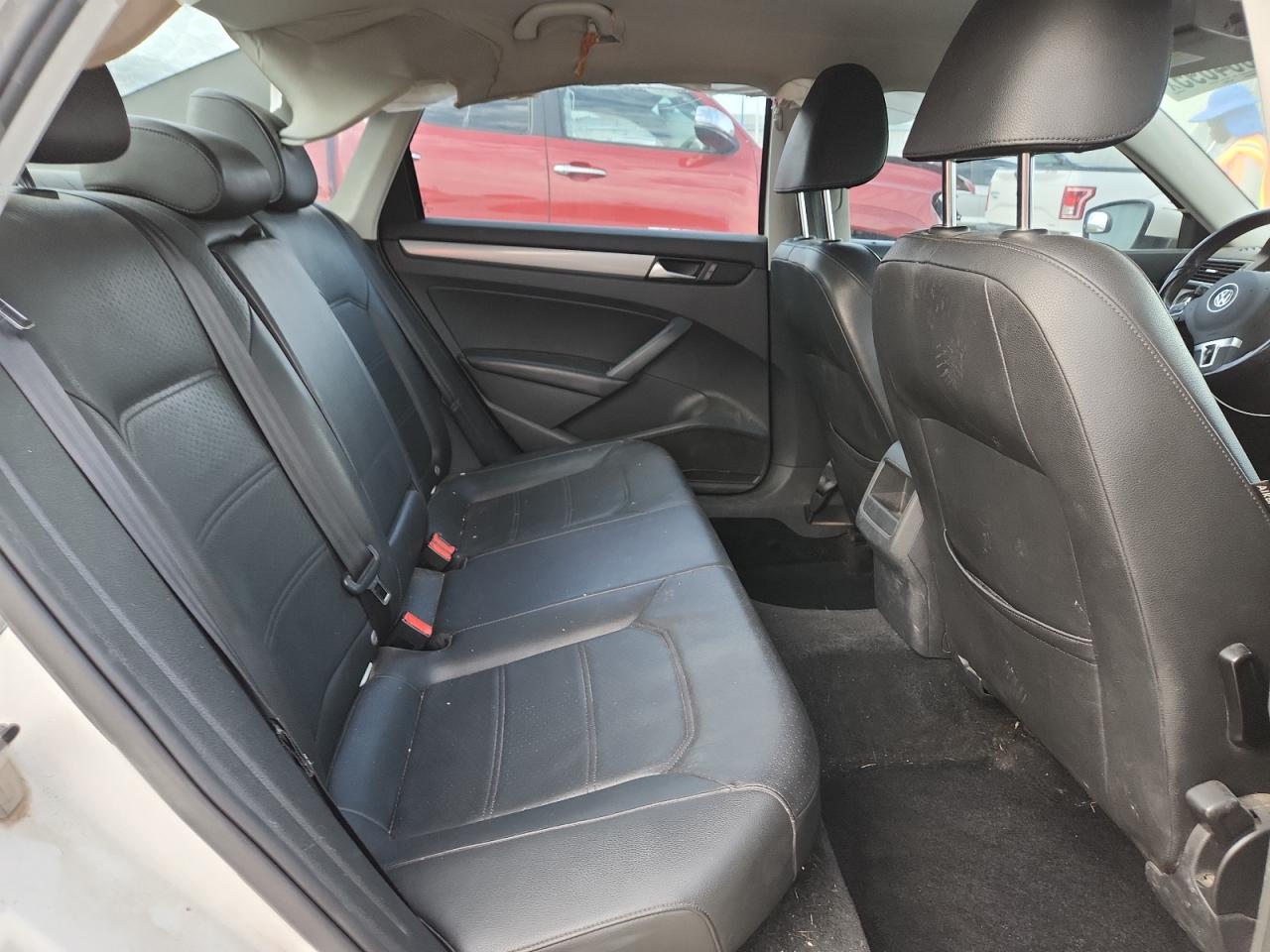 2014 Volkswagen Passat S VIN: 1VWAT7A30EC030292 Lot: 82064695