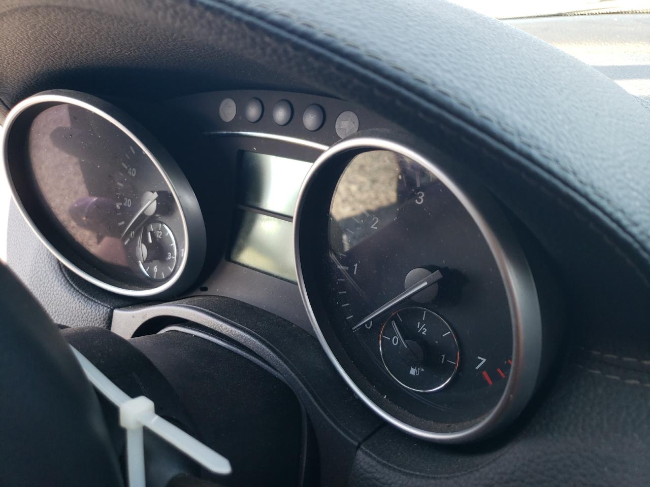 2008 Mercedes-Benz Gl 450 4Matic VIN: 4JGBF71EX8A415984 Lot: 81863775