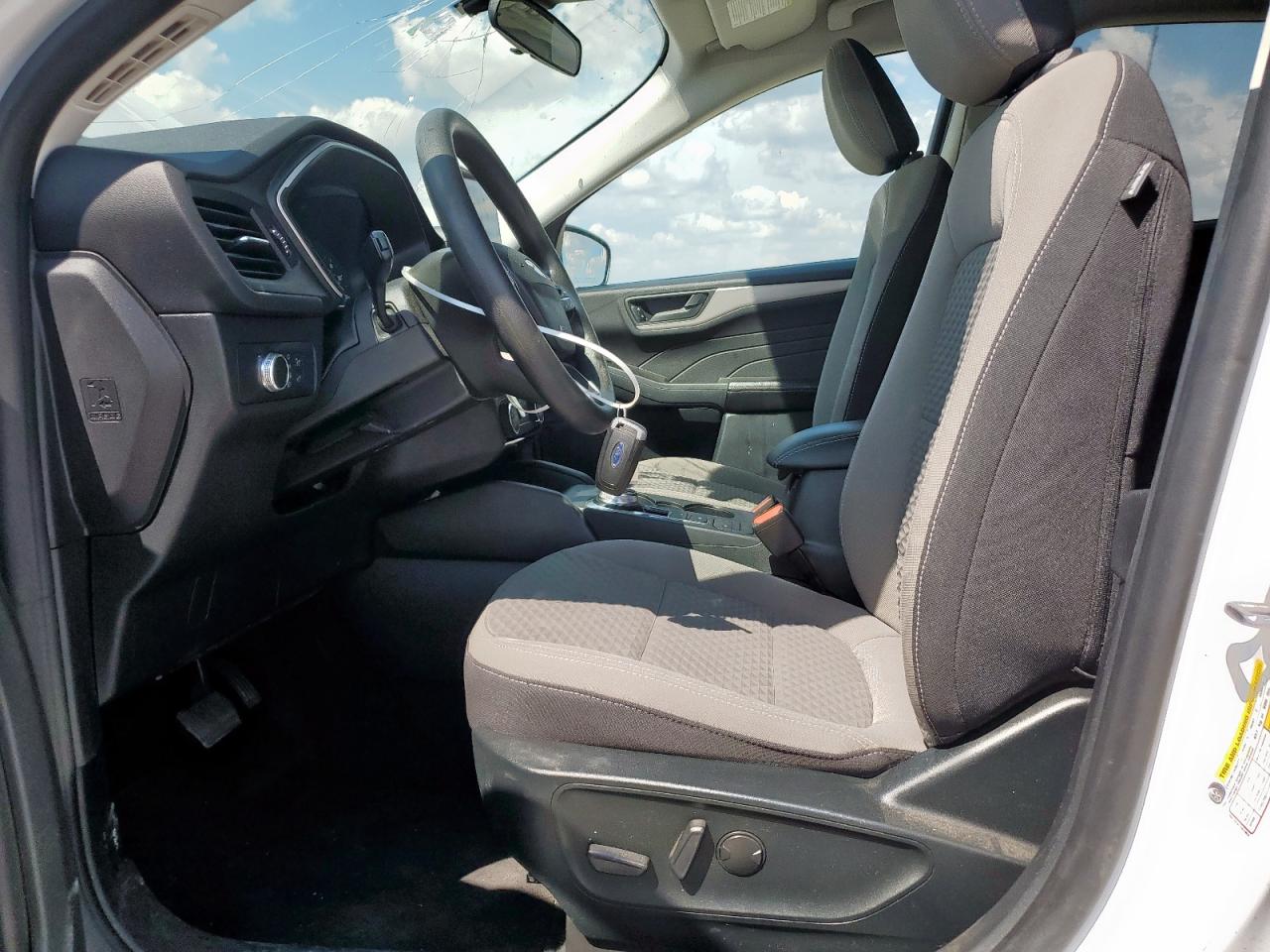 2022 Ford Escape Se VIN: 1FMCU0G67NUA54273 Lot: 82143405