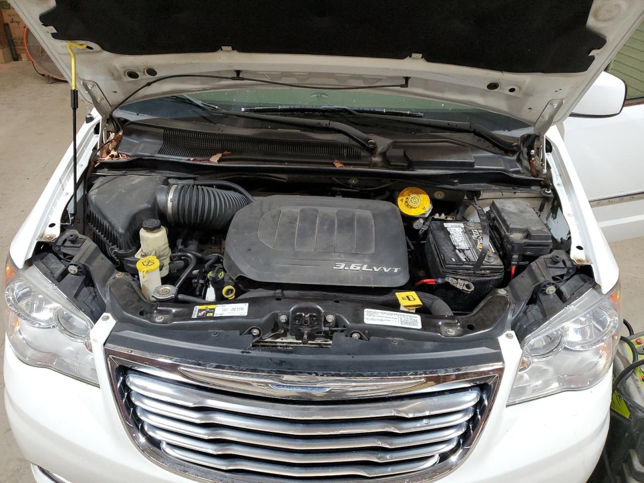 2015 Chrysler Town & Country Touring VIN: 2C4RC1BG9FR637451 Lot: 81766525