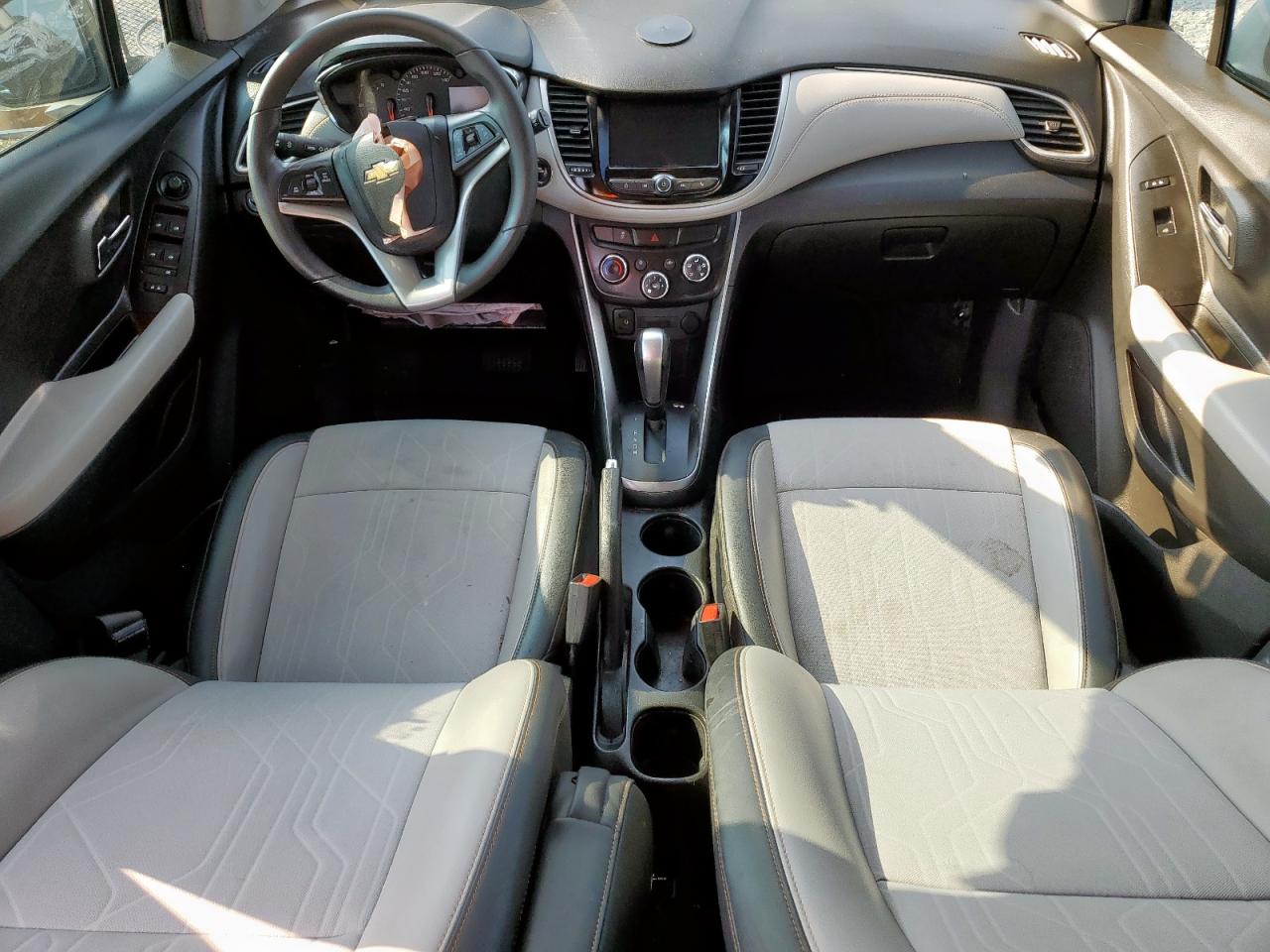 2022 Chevrolet Trax 1Lt VIN: KL7CJLSM8NB514831 Lot: 81154535