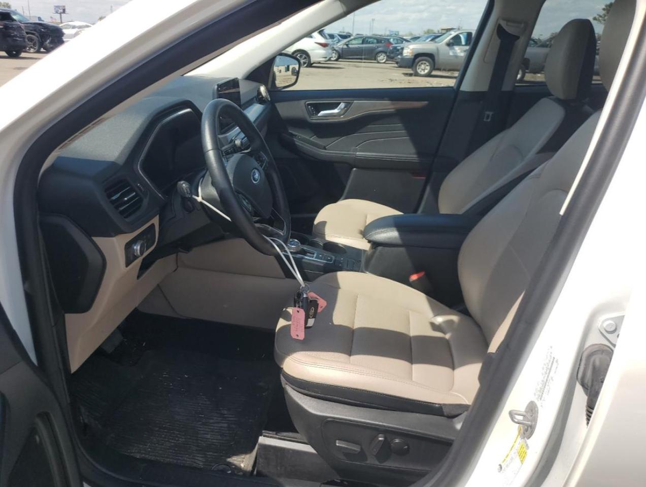 2022 Ford Escape Titanium VIN: 1FMCU9J93NUB68651 Lot: 71058225