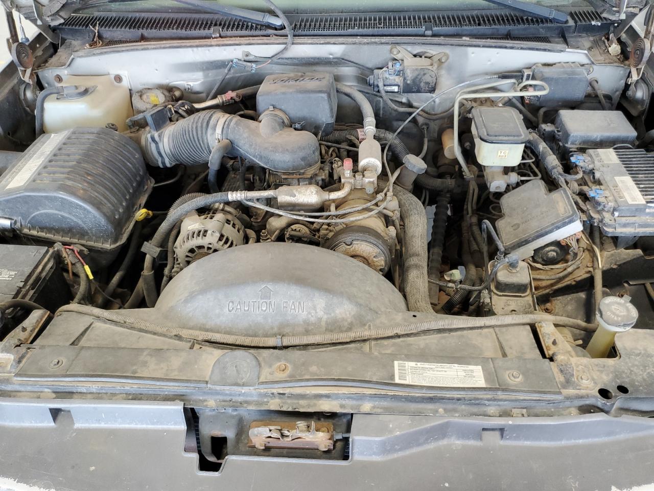 2000 Chevrolet Gmt-400 C3500 VIN: 1GCGC34R0YR137348 Lot: 83834885