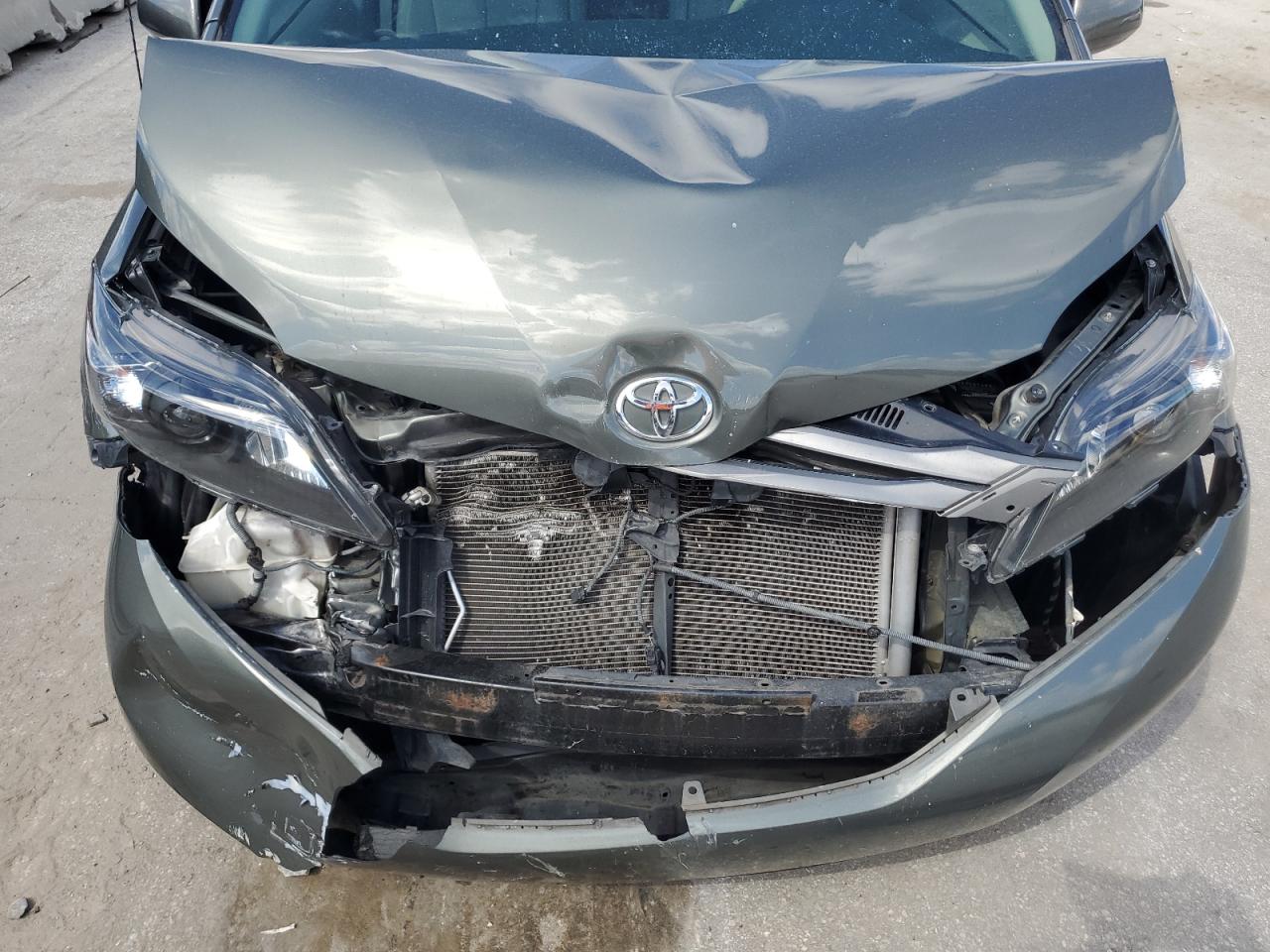 2013 Toyota Sienna Xle VIN: 5TDYK3DC8DS281566 Lot: 84259815