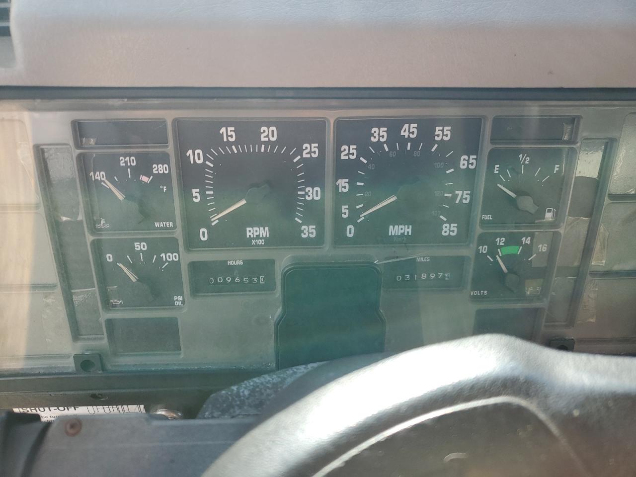 2001 International 4000 4700 VIN: 1HTSCABM01H388620 Lot: 80657145