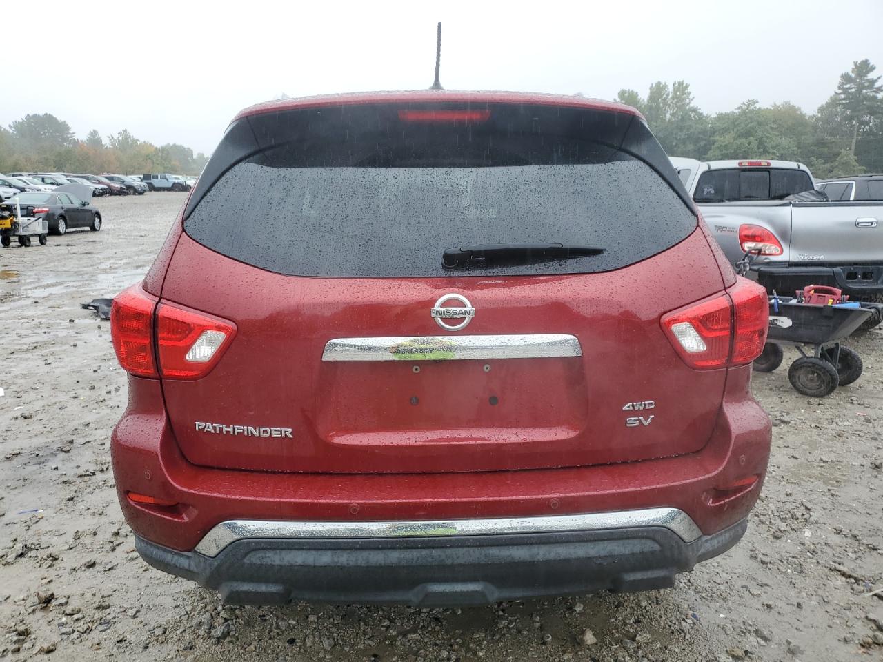 2018 Nissan Pathfinder S VIN: 5N1DR2MMXJC651597 Lot: 83952695