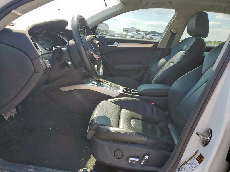 Parquets AUDI A4 2013 Biały