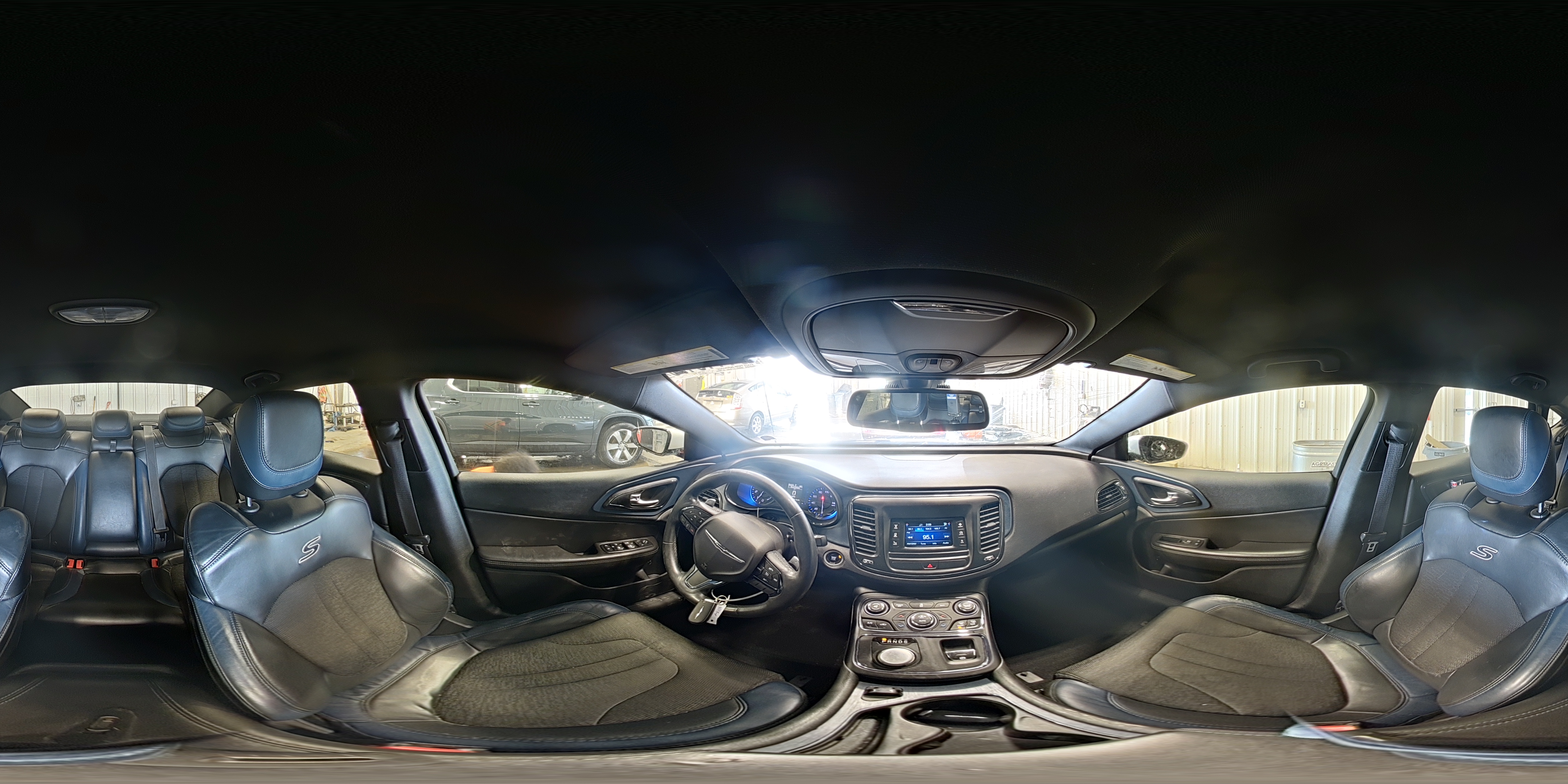 2015 Chrysler 200 S VIN: 1C3CCCBB5FN614174 Lot: 81118475