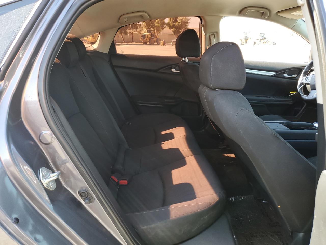 2018 Honda Civic Lx VIN: 2HGFC2F53JH581038 Lot: 71488835