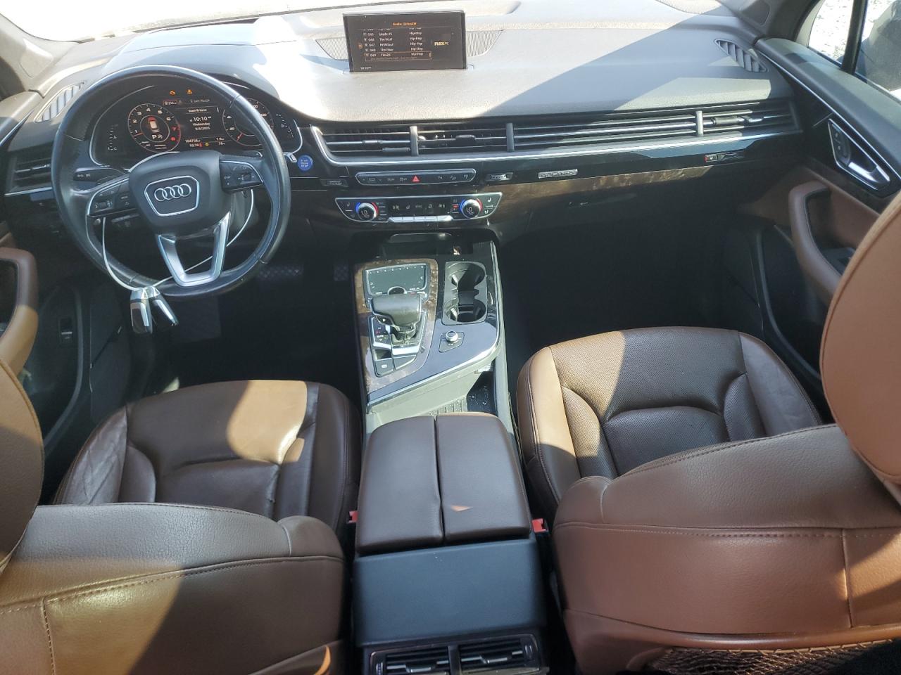 2017 Audi Q7 Prestige VIN: WA1VABF79HD008258 Lot: 71120895