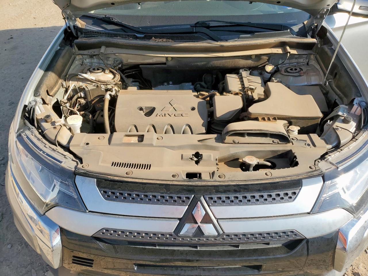 2020 Mitsubishi Outlander Se VIN: JA4AD3A39LZ044088 Lot: 70963775