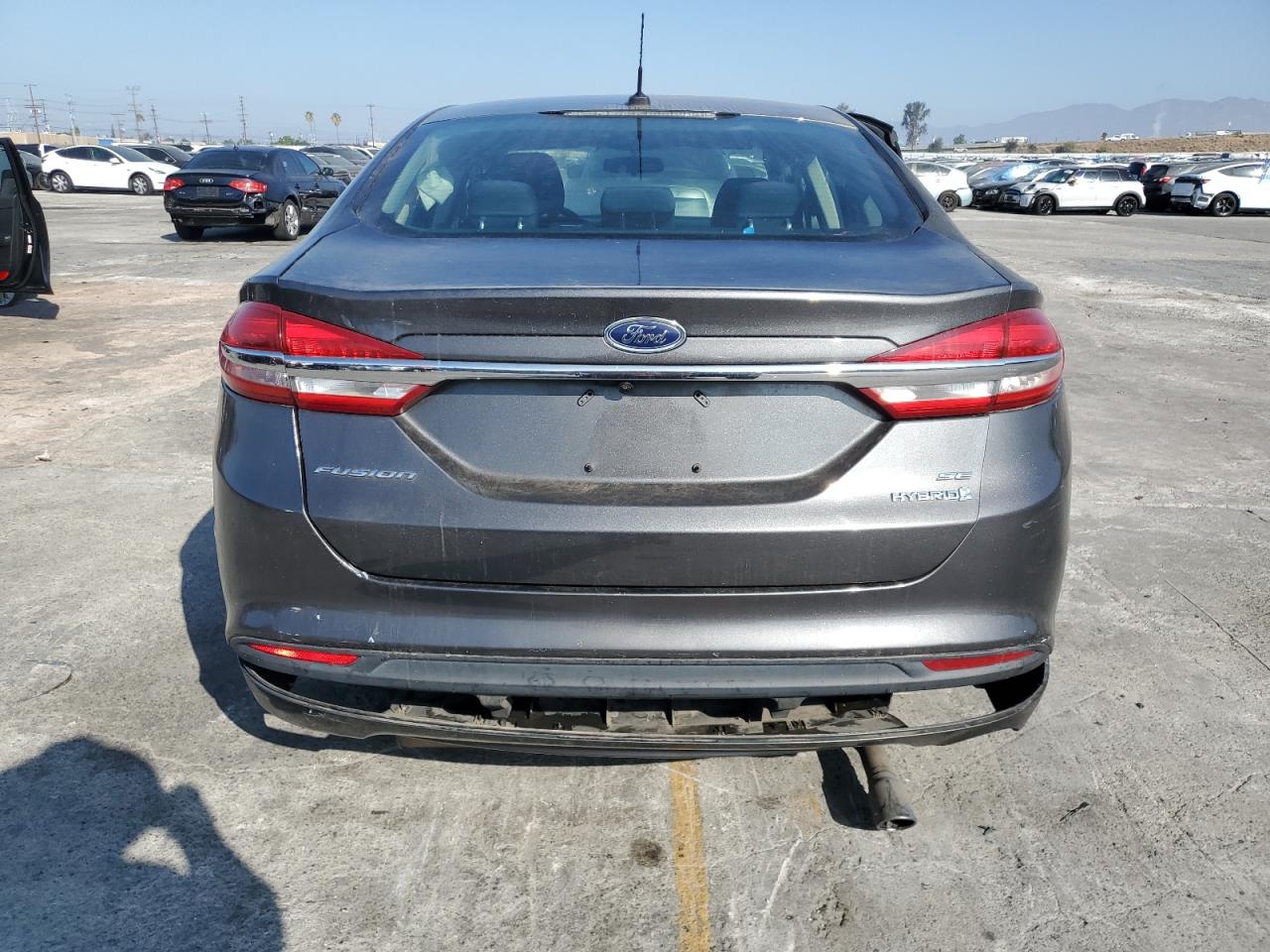 2018 Ford Fusion Se Hybrid VIN: 3FA6P0LU4JR156411 Lot: 80860195