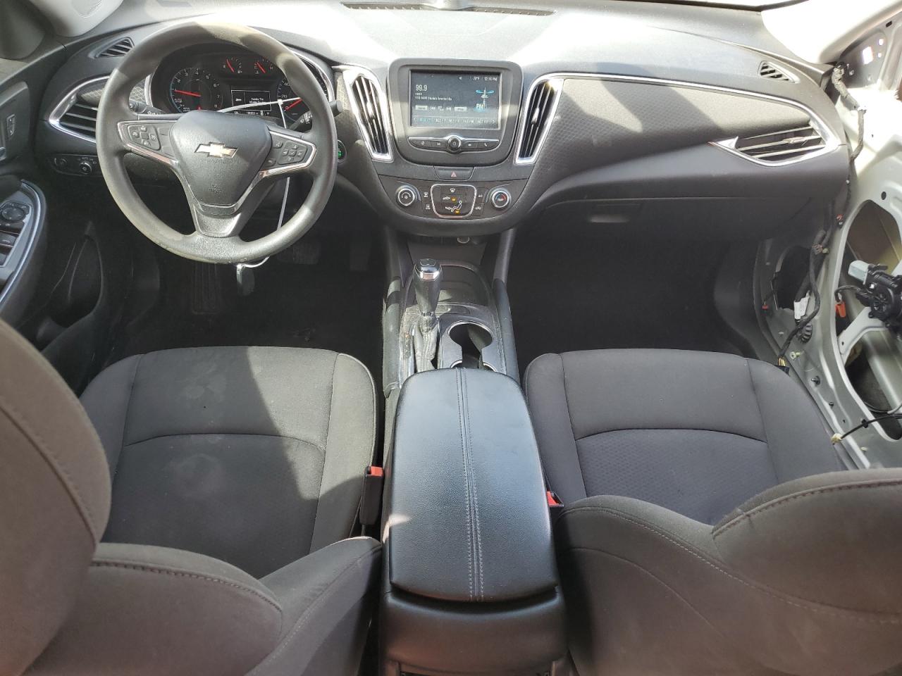 2018 Chevrolet Malibu Lt VIN: 1G1ZD5ST3JF272100 Lot: 84294025