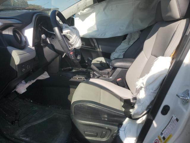  TOYOTA RAV4 2018 Белы