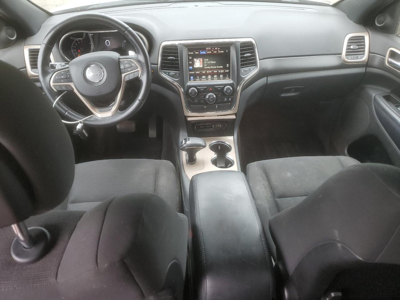 2015 Jeep Grand Cherokee Laredo VIN: 1C4RJFAG5FC914352 Lot: 83938525