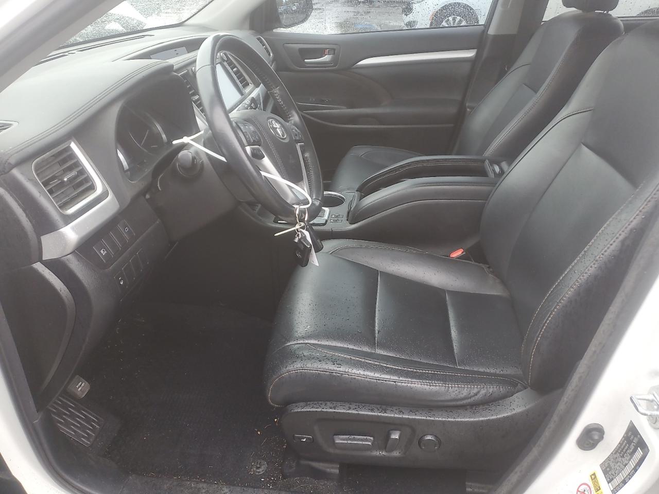 2018 Toyota Highlander Hybrid VIN: 5TDJGRFH1JS045884 Lot: 84020105