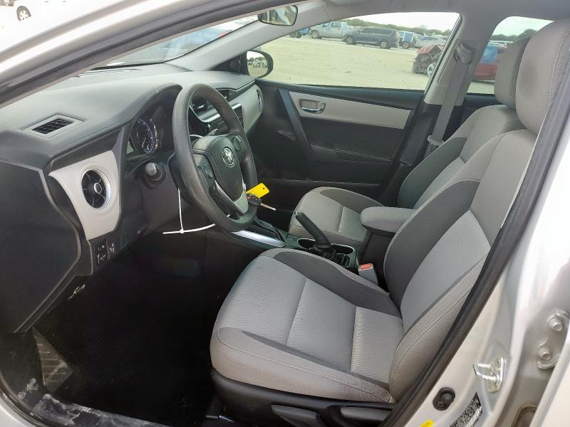  TOYOTA COROLLA 2019 Srebrny