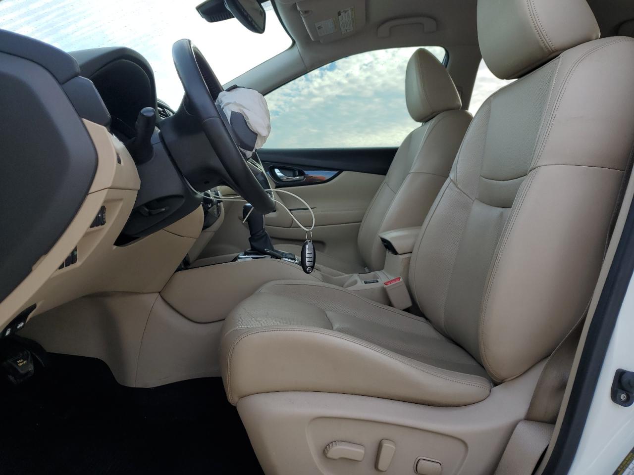 2017 Nissan Rogue S VIN: JN8AT2MT5HW148136 Lot: 80639695