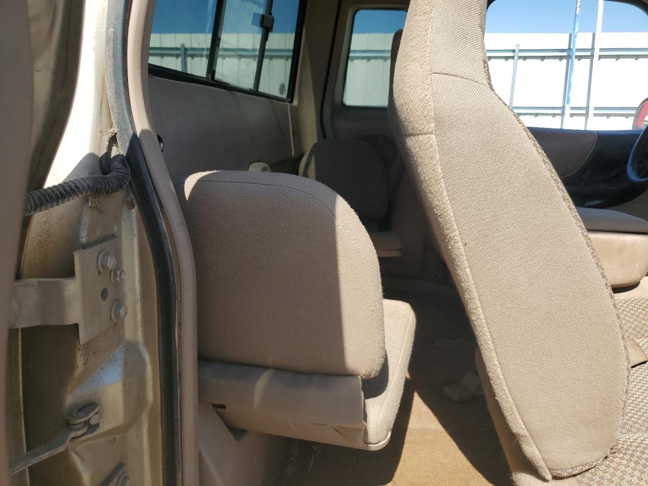 1999 Ford Ranger Super Cab VIN: 1FTYR14X4XPA18220 Lot: 84571325