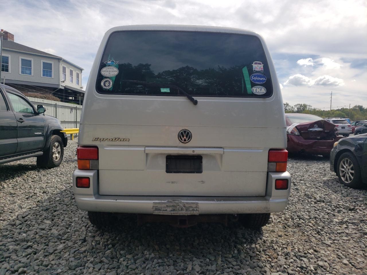 2003 Volkswagen Eurovan Gls VIN: WV2KB47002H028967 Lot: 80653635