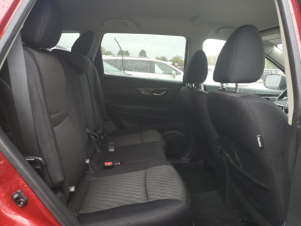 2019 Nissan Rogue S VIN: 5N1AT2MV9KC807949 Lot: 82079655