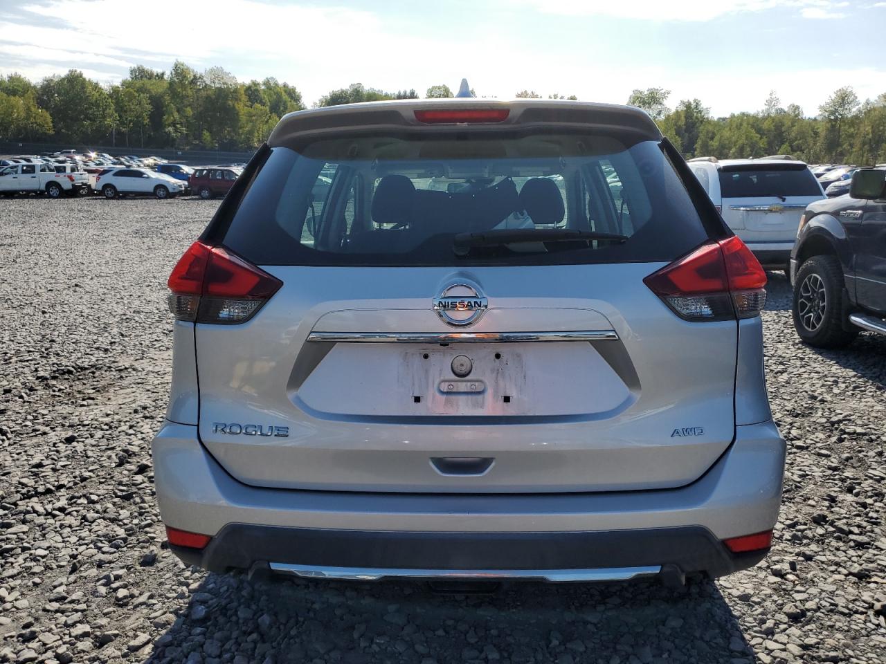 2019 Nissan Rogue S VIN: KNMAT2MV7KP501104 Lot: 71948055