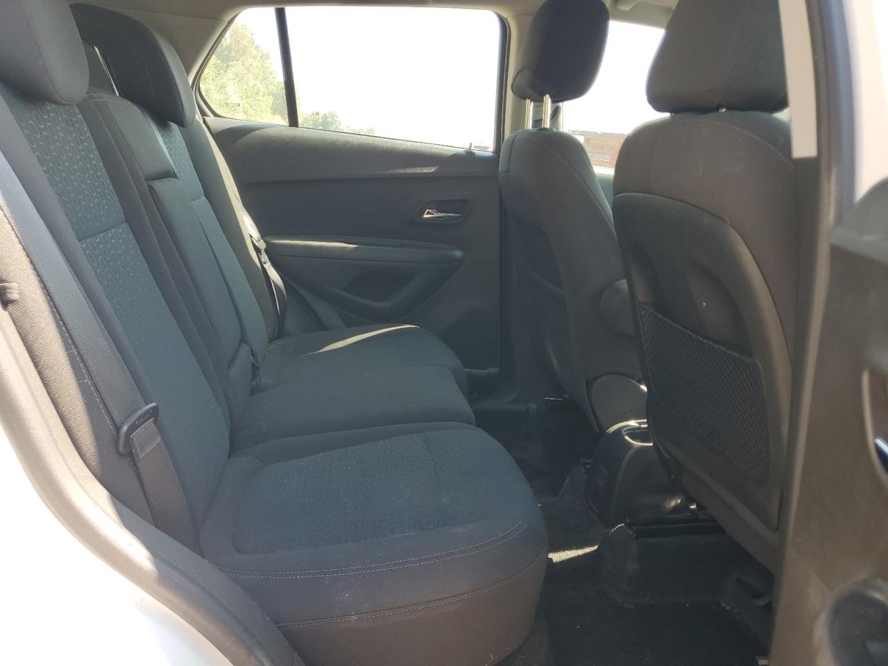 2020 Chevrolet Trax Ls VIN: KL7CJKSB4LB053374 Lot: 81213615