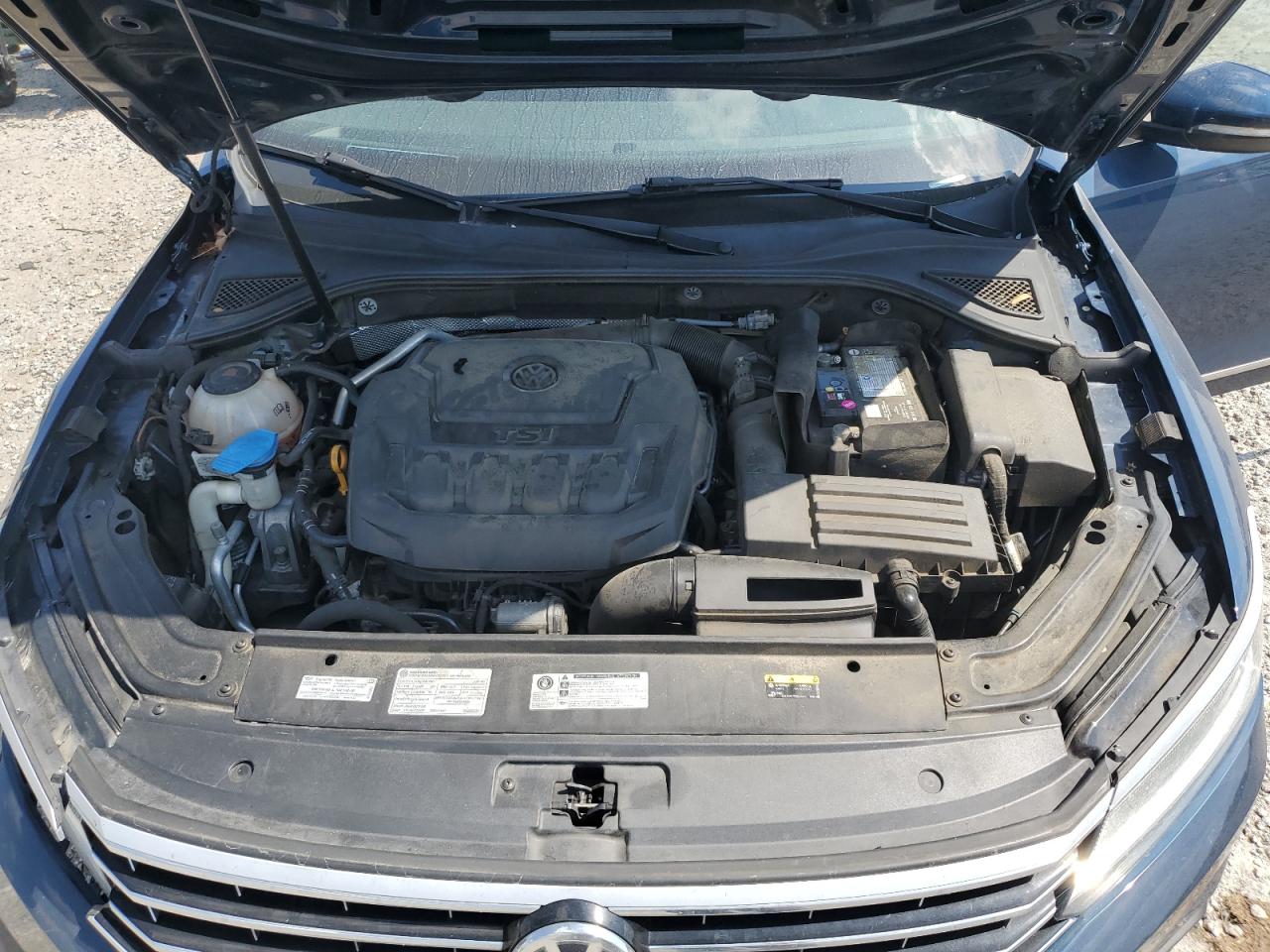 2018 Volkswagen Passat Sel Premium VIN: 1VWCA7A33JC014080 Lot: 71461685