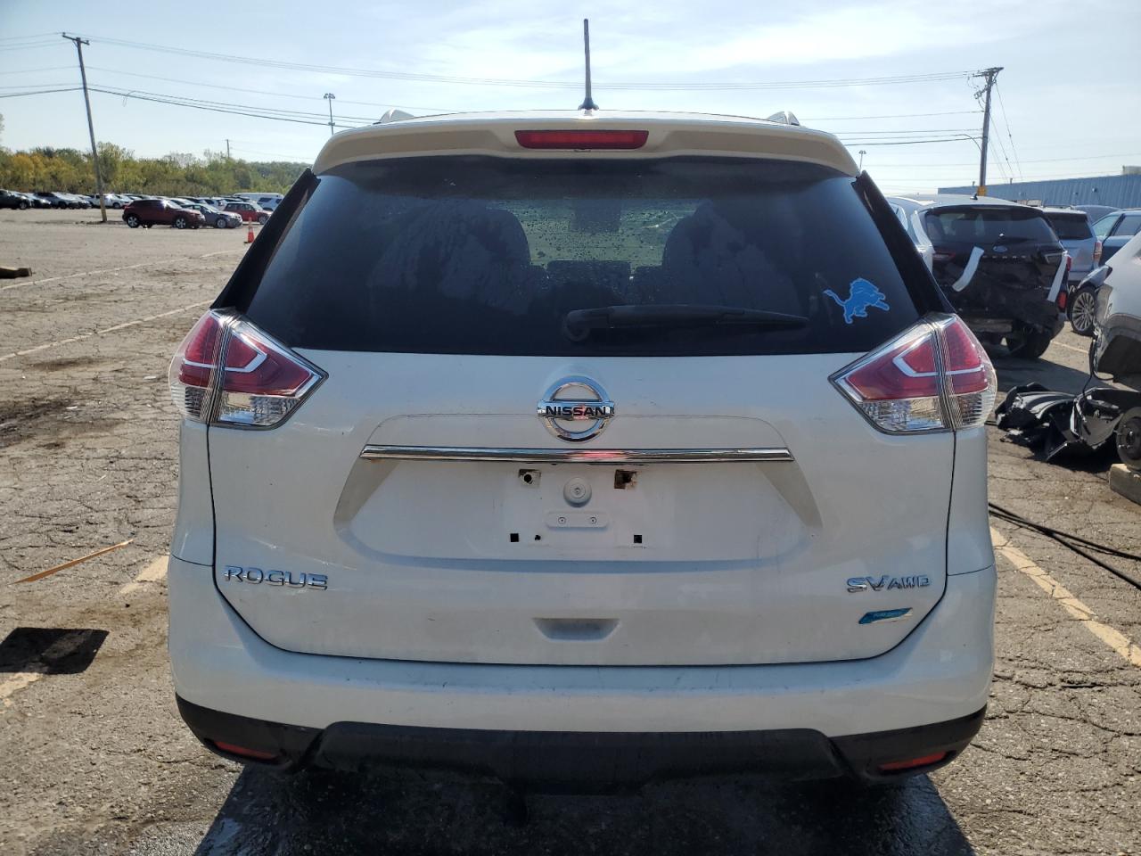2015 Nissan Rogue S VIN: 5N1AT2MM7FC881853 Lot: 80718505
